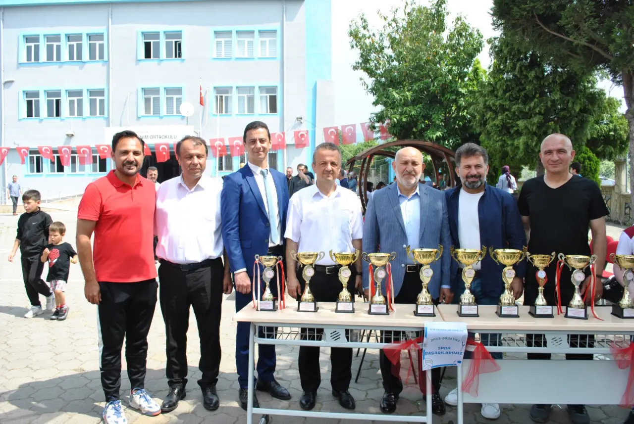Haber: Atikehanım Ortaokulundan Bilim, Teknoloji, Sanat ve Kültür şenliği - Galeri-12