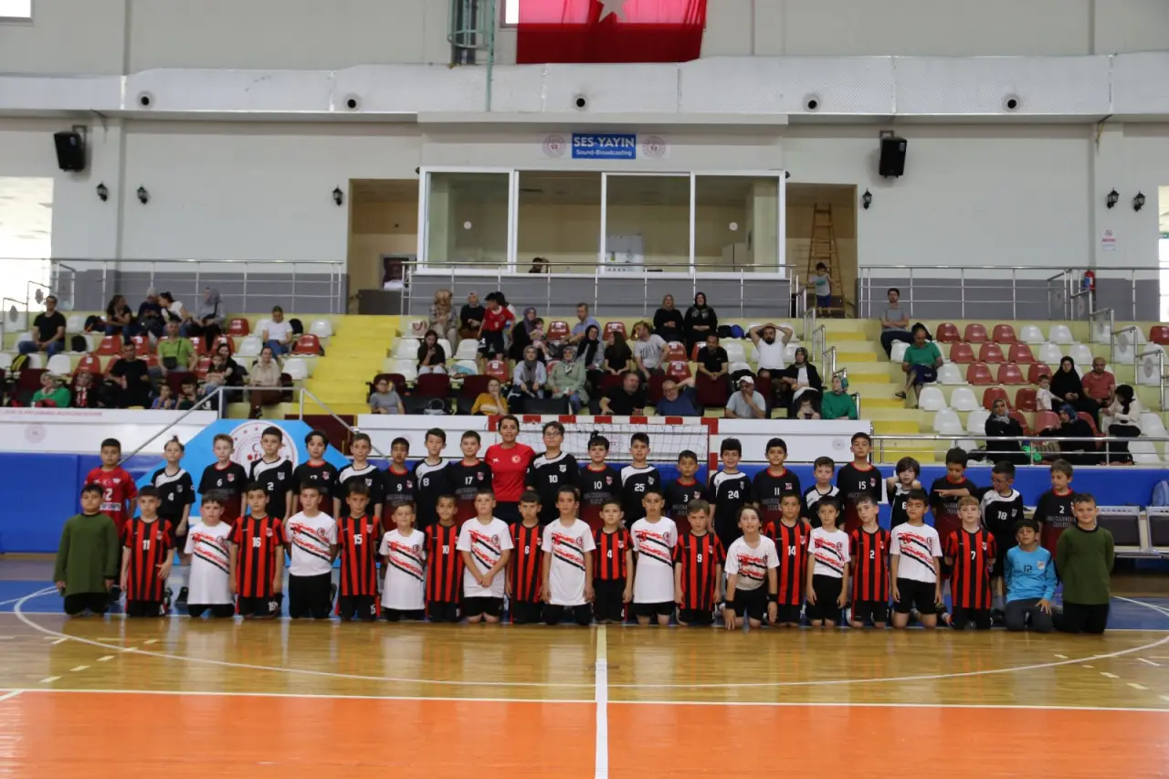 Haber: HENDEK’TE HENTBOL ŞÖLENİ - Galeri-2