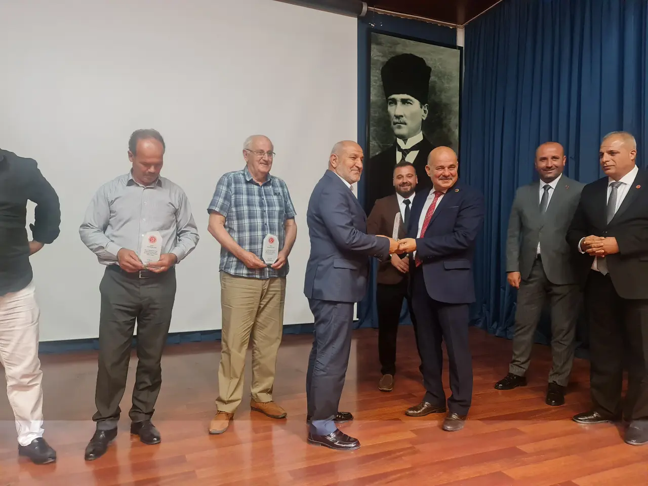 Haber: Hendek Muhtarlar Derneğinde Bektaş dönemi  - Galeri-1