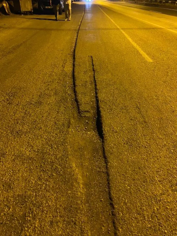 Haber: Vatandaştan Yan Yol Şikayeti - Galeri-1