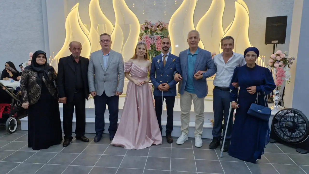 Haber: Beyzanur ile Recep evlilik yolunda ilk adımı attı - Galeri-1