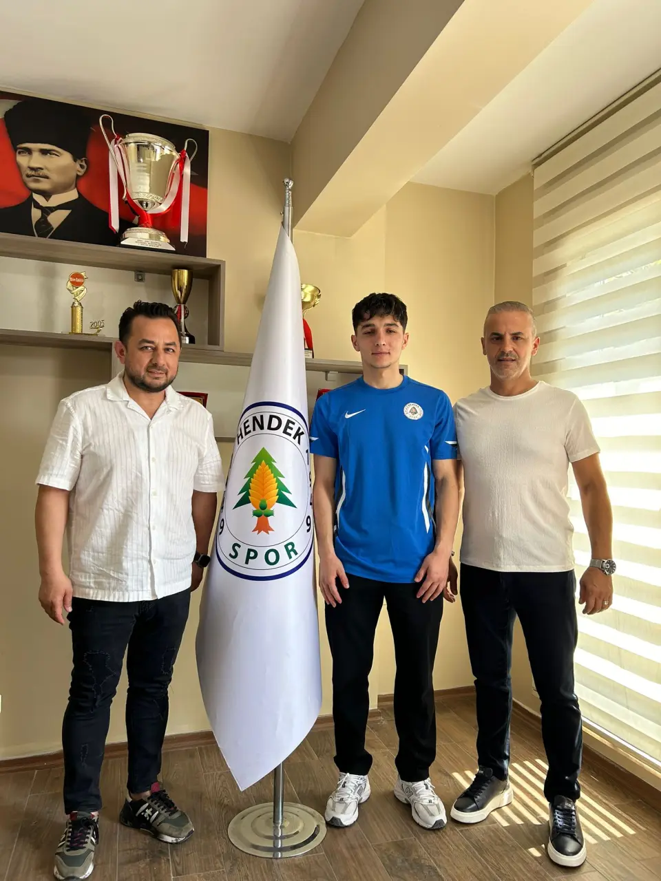 Haber: ENES İMZAYI ATTI  - Öne Çıkan