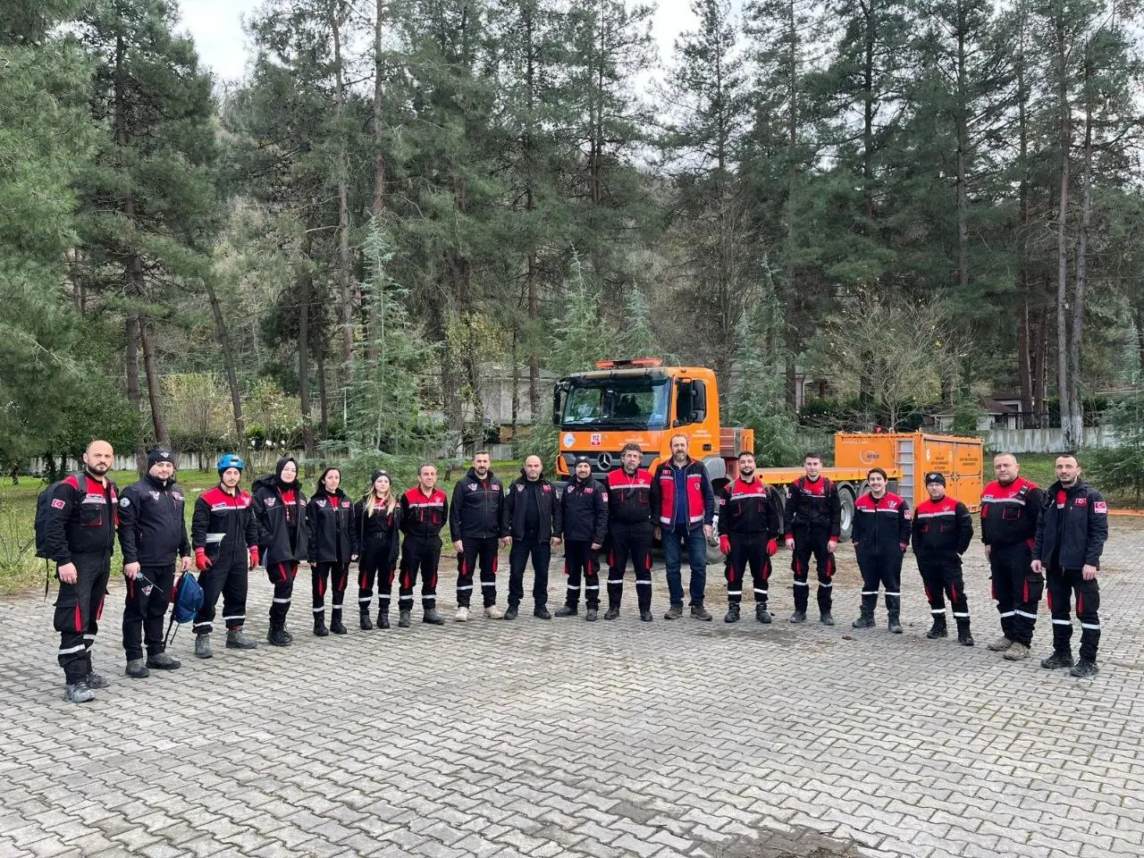 Haber: SAKE Arama Kurtarma Ekibinden sosyal farkındalık  - Galeri-2