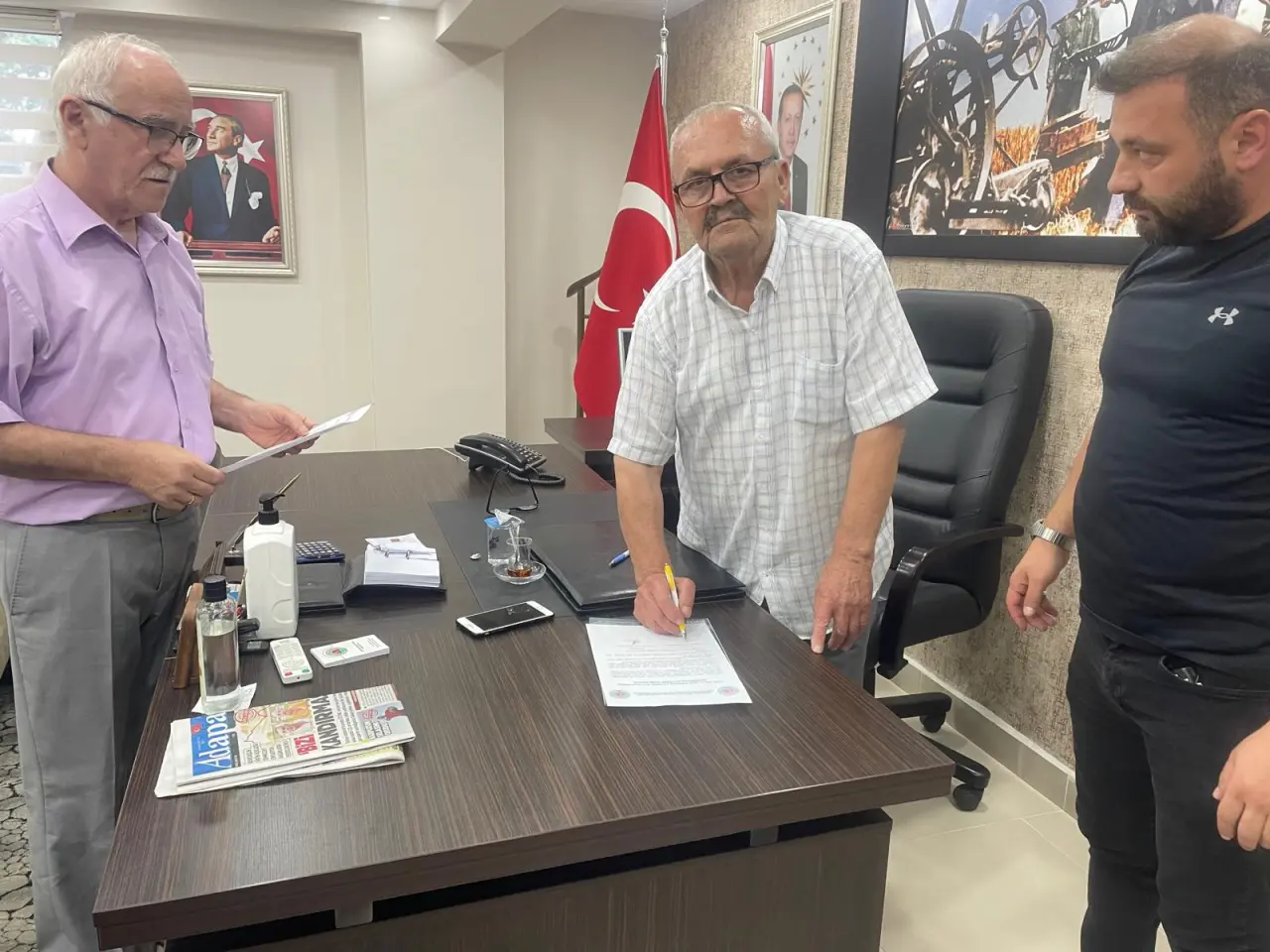 Haber: ZİRAAT ODASI VE MUHTARLAR DERNEĞİ ORTAK KARAR ALDI - Öne Çıkan