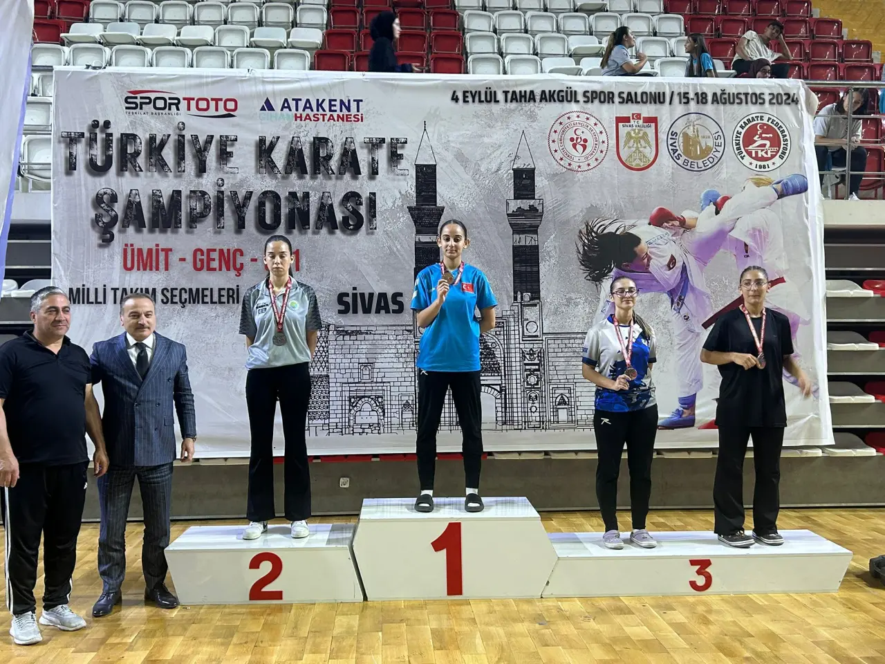 Haber: Hendekli Karatecilerden 6 madalya - Galeri-5