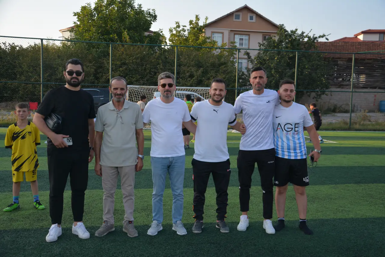 Haber: Rasimpaşaspor Alt Yapısı Soylu’ya emanet - Galeri-2