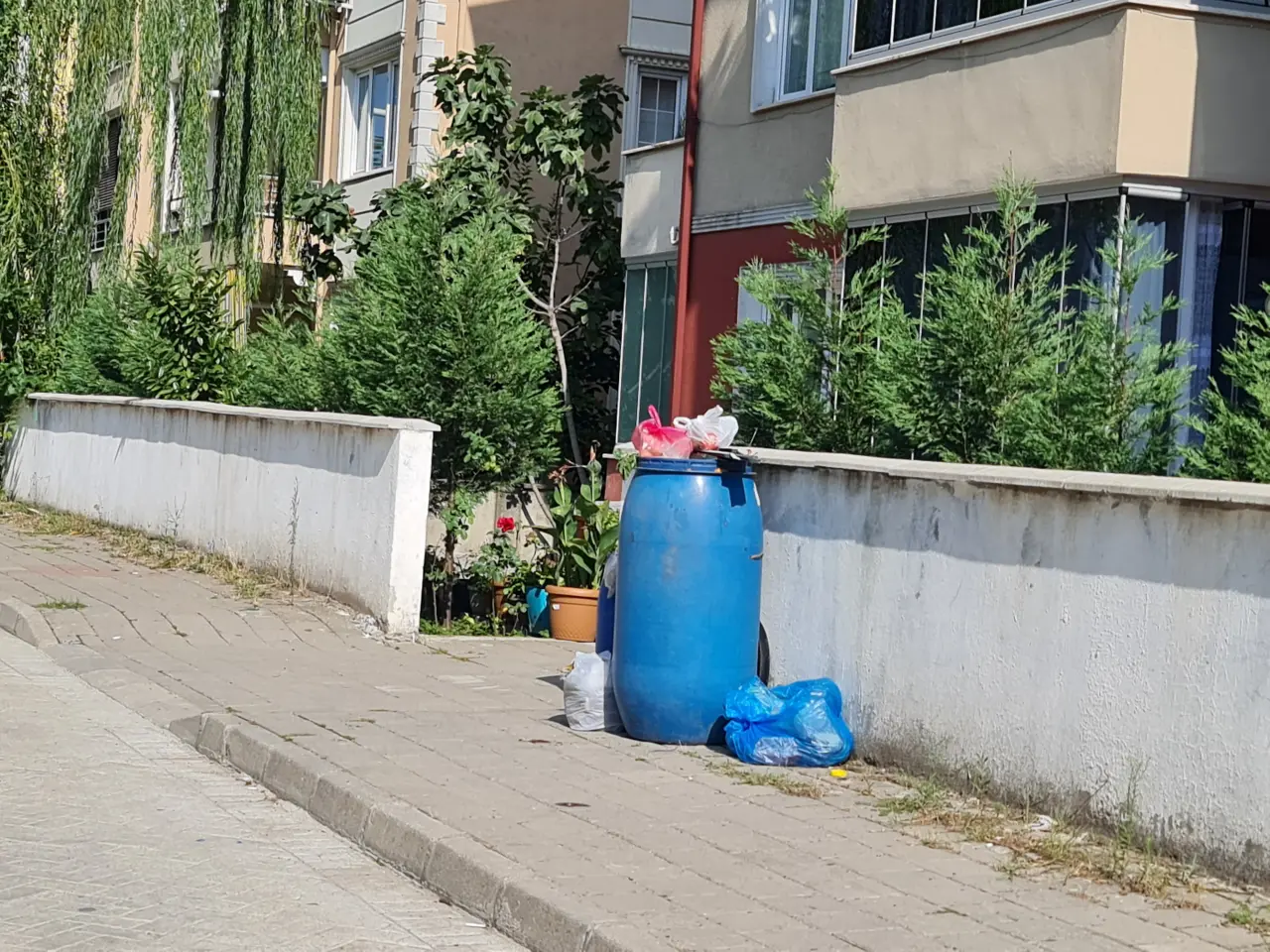 Haber: Yenimahalle Sakinlerinden Çöp tepkisi - Galeri-3