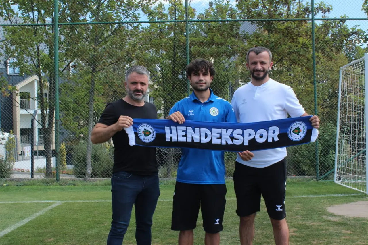 Haber: HENDEKSPOR KUŞAT İLE ANLAŞTI  - Öne Çıkan