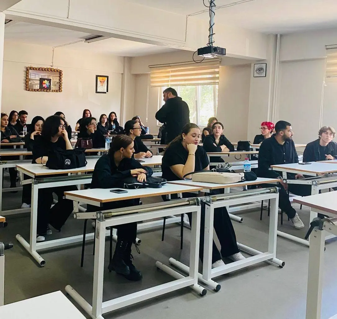 Haber: Hendek MYO öğrencilerinden sessiz yürüyüş - Galeri-2