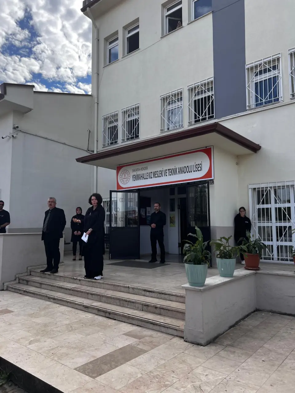 Haber: Yenimahalle Kız Mesleki Teknik ve Anadolu Lisesi öğretmenleri ve öğrencilerinden farkındalık - Galeri-2
