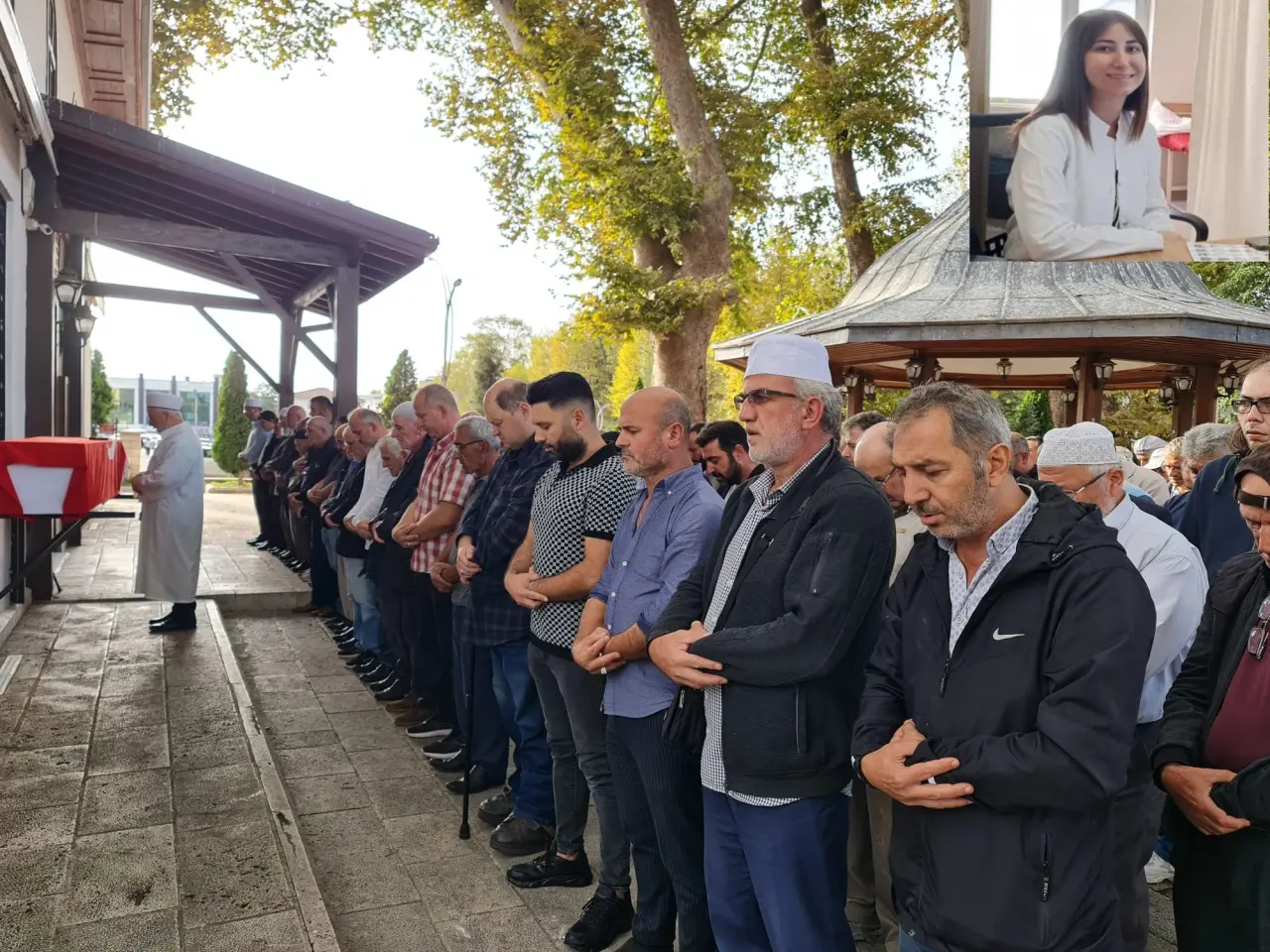 Haber: Genç Doktor Gözyaşları ile son yolculuğuna uğurlandı - Öne Çıkan