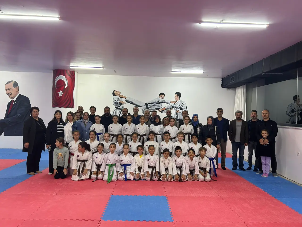Haber: 100 SPORCUNUN KATILDIĞI KEMER İMTİHANI SINAVI NEFES KESTİ - Galeri-4