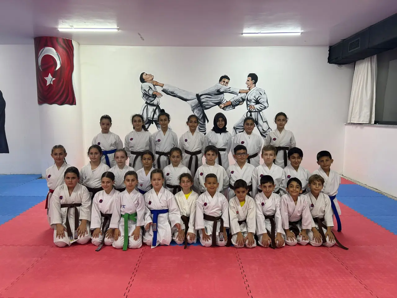 Haber: 100 SPORCUNUN KATILDIĞI KEMER İMTİHANI SINAVI NEFES KESTİ - Galeri-1