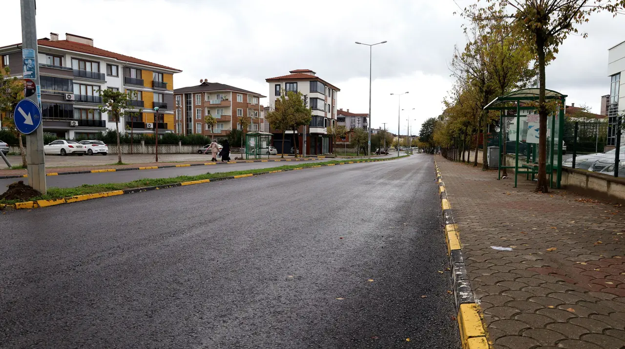 Haber: Hendek’te 3 mahalleyi bağlayan hat sil baştan - Galeri-1