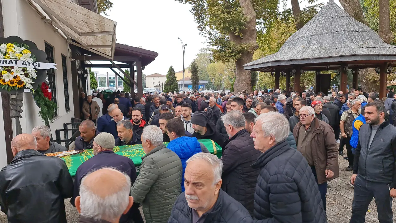 Haber: Köse dualarla son yolculuğuna uğurlandı - Galeri-1