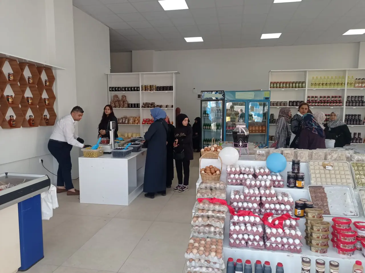 Haber: Kahvaltı Pazarım Yenimahalle’de Hizmete Açıldı - Galeri-5