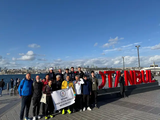 Hendek Halk Eğitim Merkezinden Maraton Çıkartması