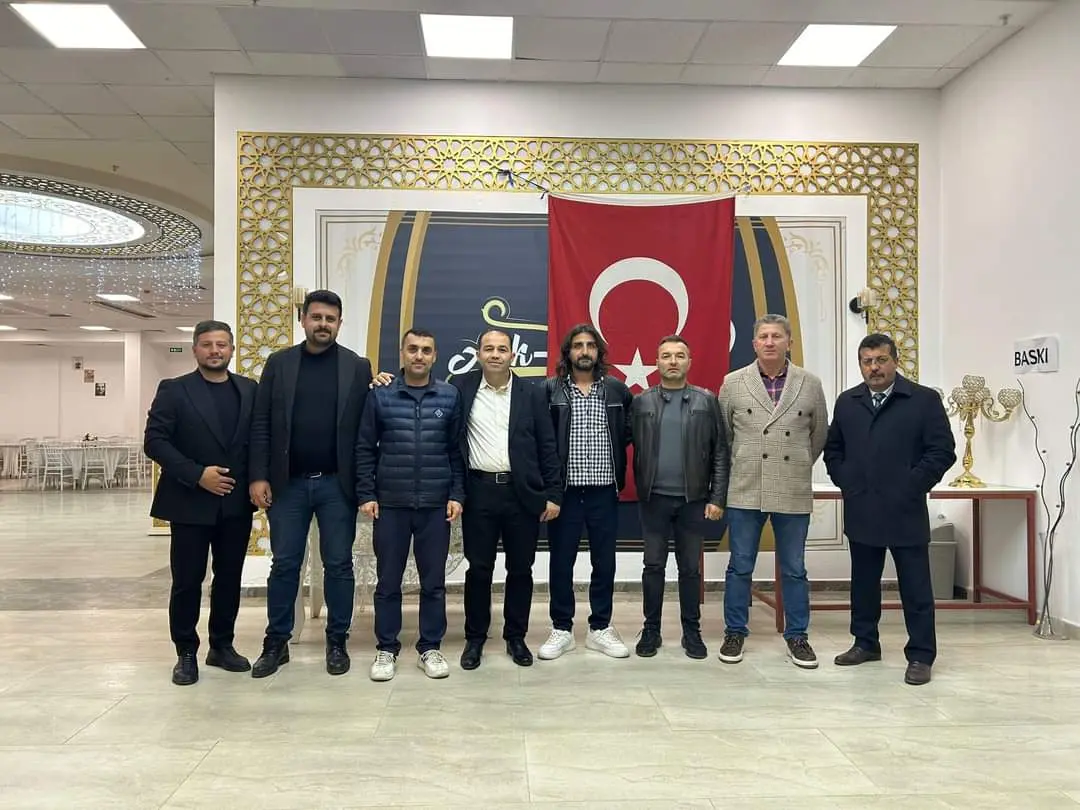 Haber: Hendek Karadenizliler Derneği Şehitler için Mevlid programı düzenledi - Galeri-2