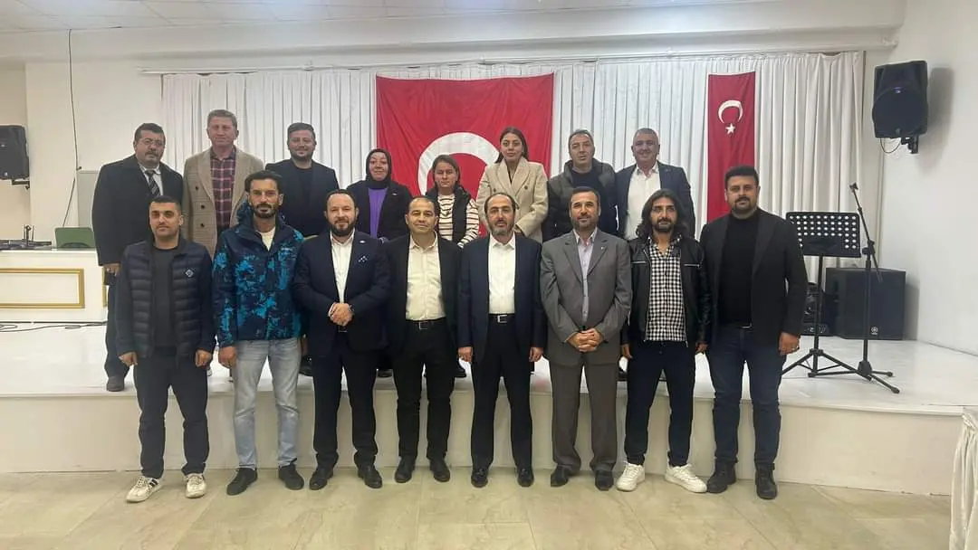 Haber: Hendek Karadenizliler Derneği Şehitler için Mevlid programı düzenledi - Galeri-1