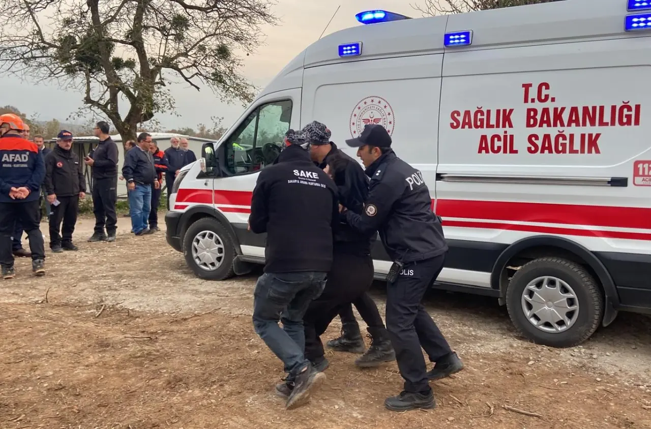 Haber: Hendek’te deprem tatbikatı gerçekleştirildi - Galeri-2