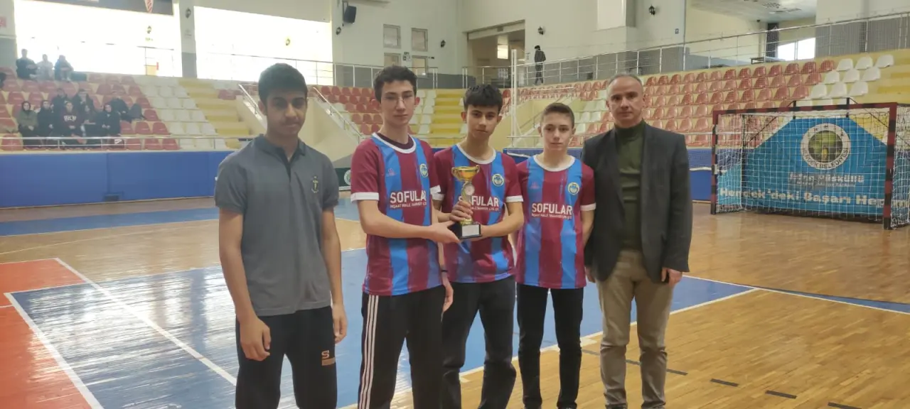 Haber: Genç Erkekler Futsal B Grubun şampiyonu Orhangazi Anadolu Lisesi - Galeri-5