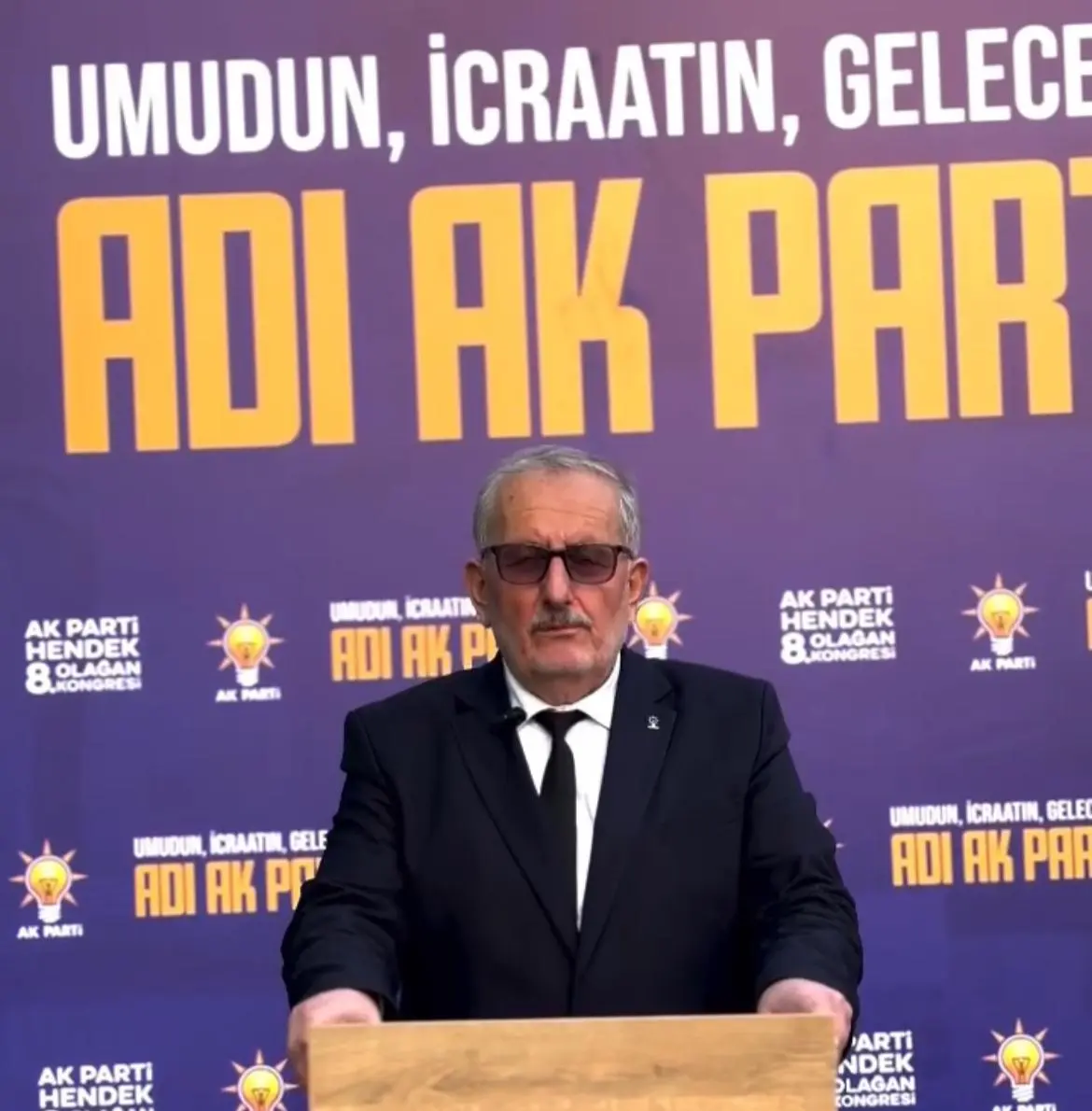 Haber: İLÇE BAŞKANI ADEM ÖZ DELEGELERE SESLENDİ - Öne Çıkan