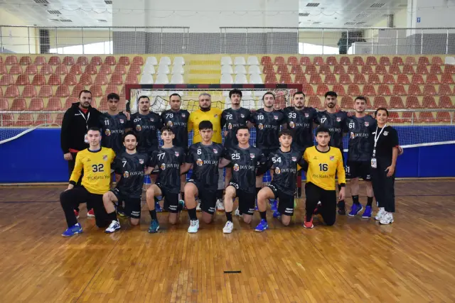 1954 Hendekspor son dakikada maçı kaybetti