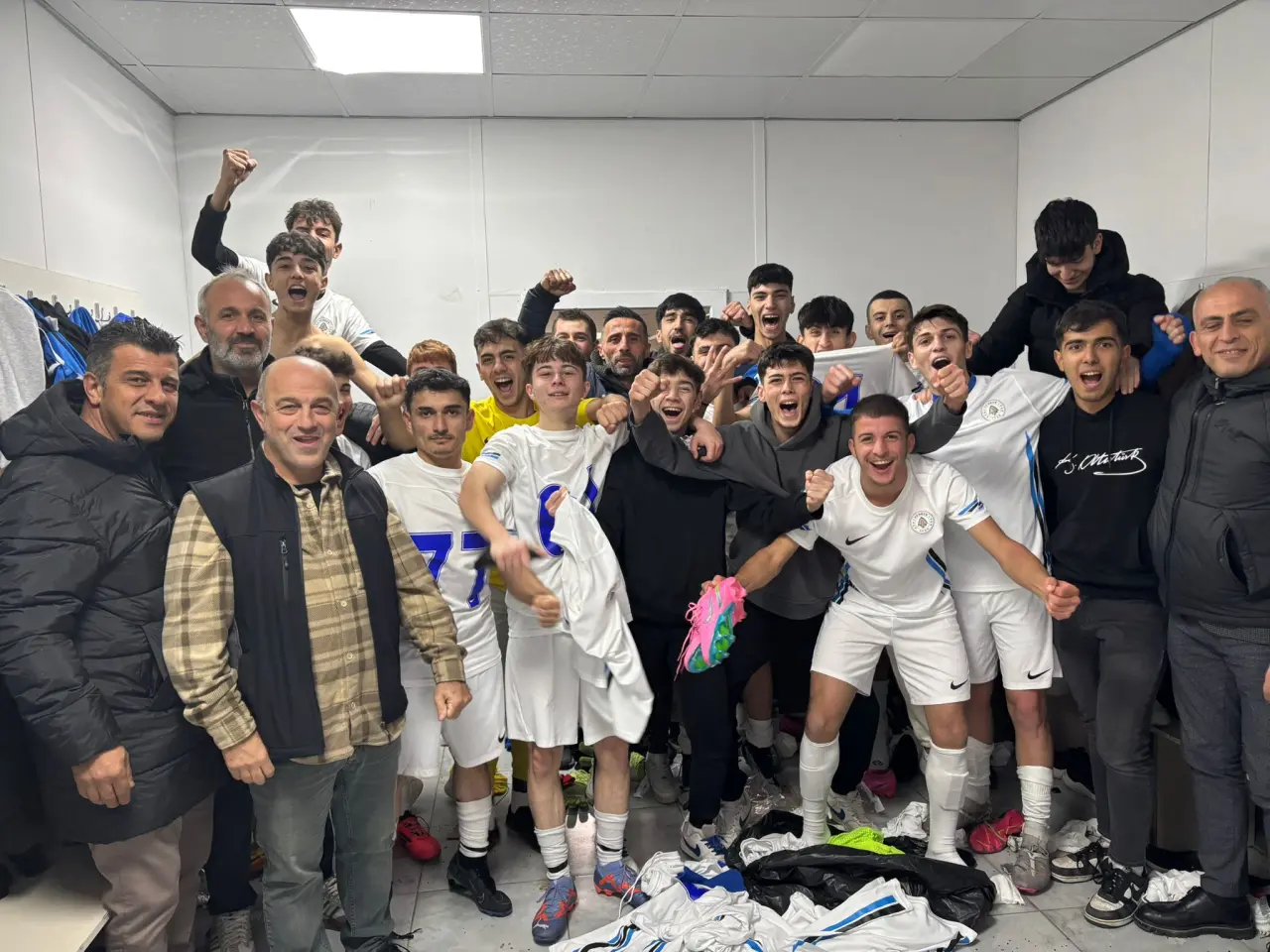 Haber: Hendekspor U18 Play-Off’ta - Öne Çıkan