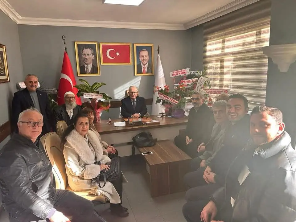 Haber: AK Parti İlçe Başkanı Öz’e Hayırlı olsun ziyaretleri devam ediyor - Galeri-3