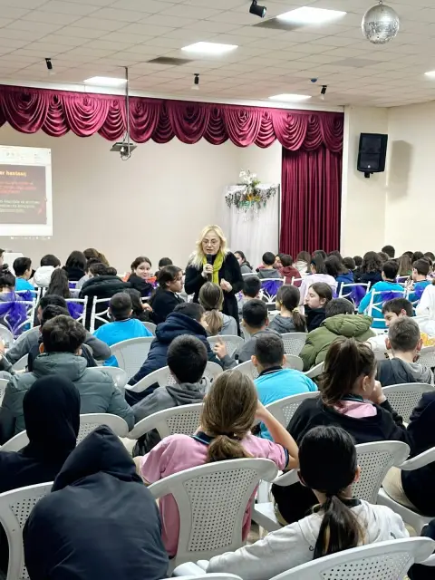 HENDEK ŞEHİT MAHMUTBEY ORTAOKULUNDA DİYABET VE ORGAN BAĞIŞI ANLATILDI