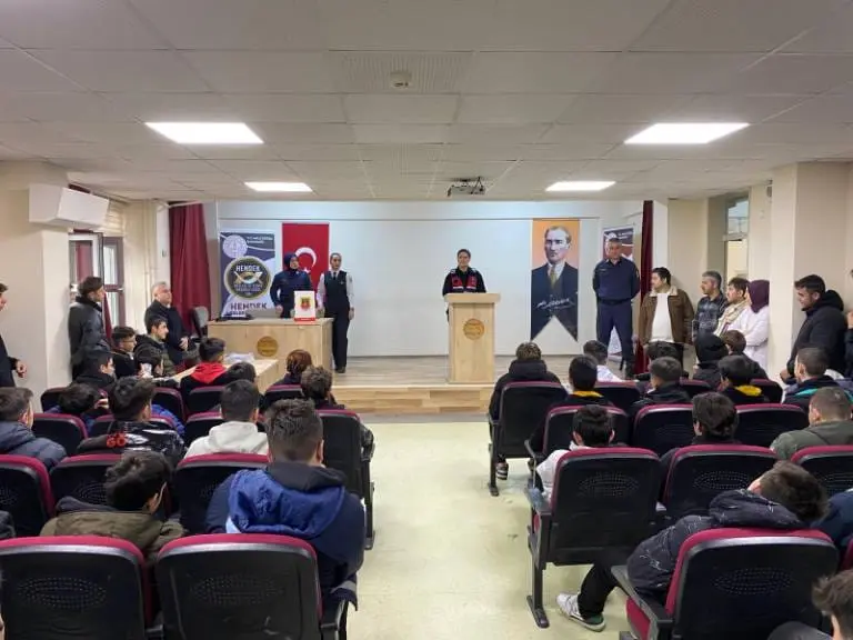 Haber: Jandarma'dan Şiddet, Kades, Uyuşturucu ile ilgili bilgilendirme - Galeri-1