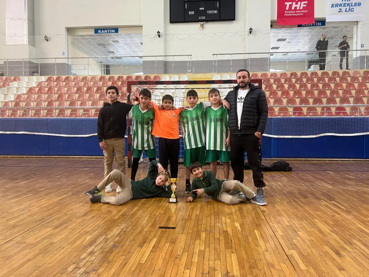 Haber: Küçük Erkekler Futsal Gaffar Okkan farkı - Galeri-2
