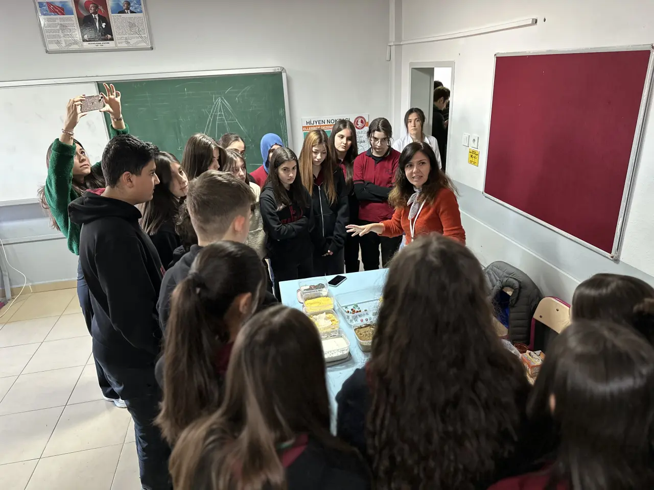 Haber: Atike Hanım Anadolu Lisesinde Araştırmacılar Okulda Etkinliği - Galeri-2