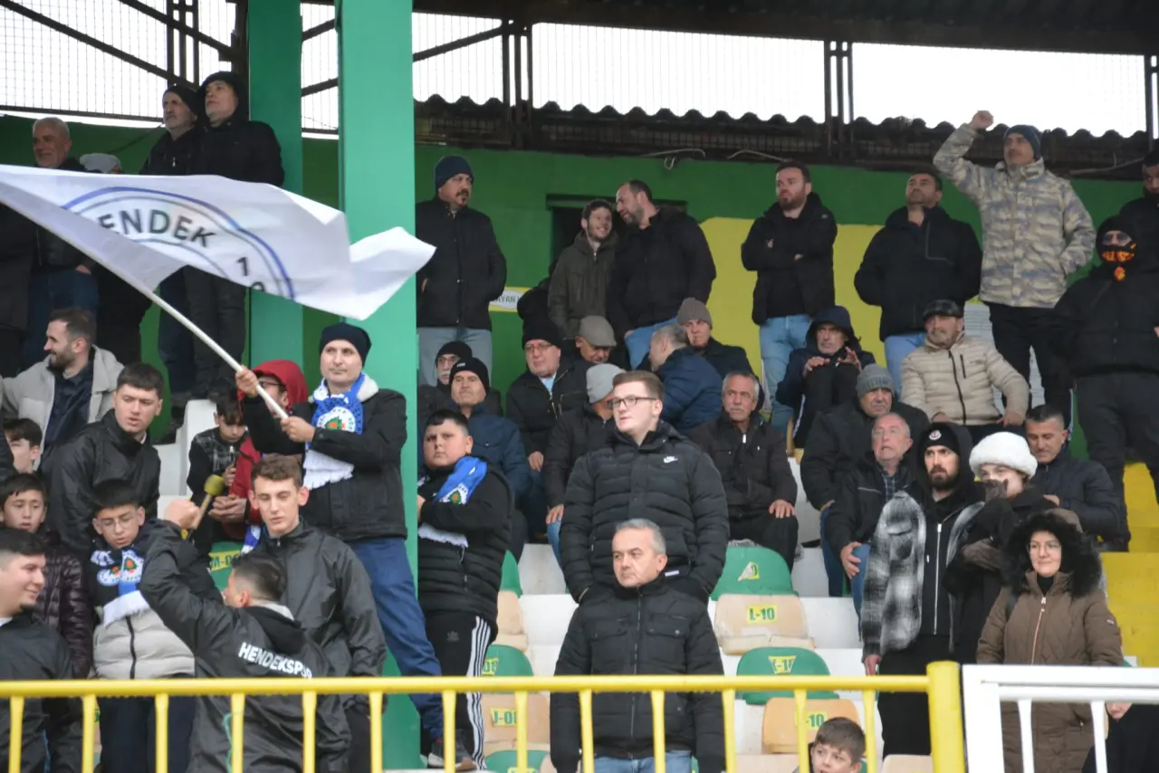 Haber: HENDEKSPOR DOLUDİZGİN - Galeri-3