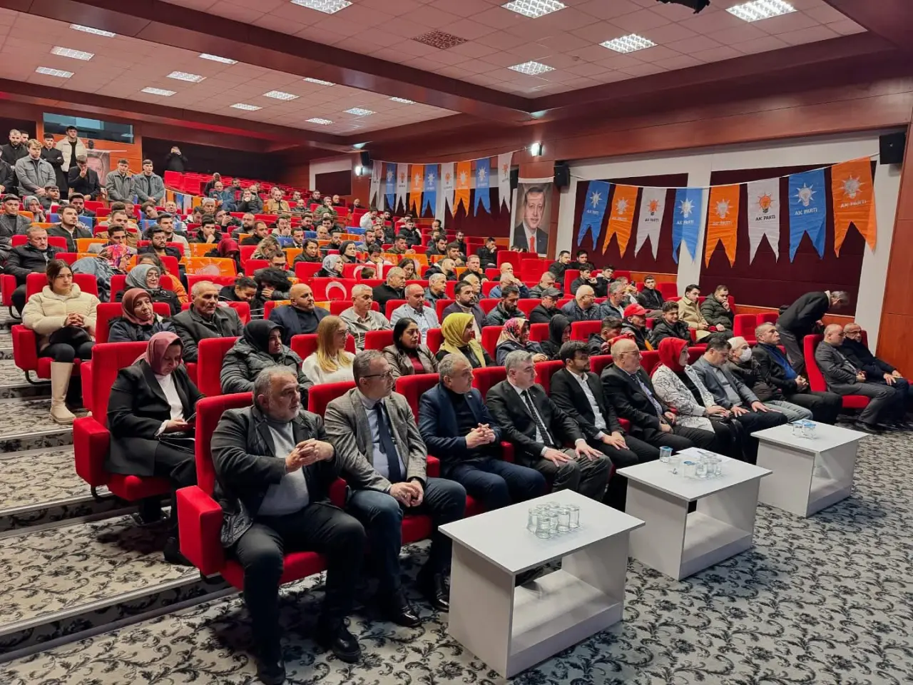 Haber: AK Parti Hendek Gençlik Kongresi Tamamlandı - Galeri-8