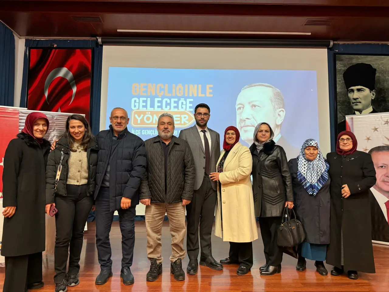Haber: AK Parti Hendek Gençlik Kongresi Tamamlandı - Galeri-1