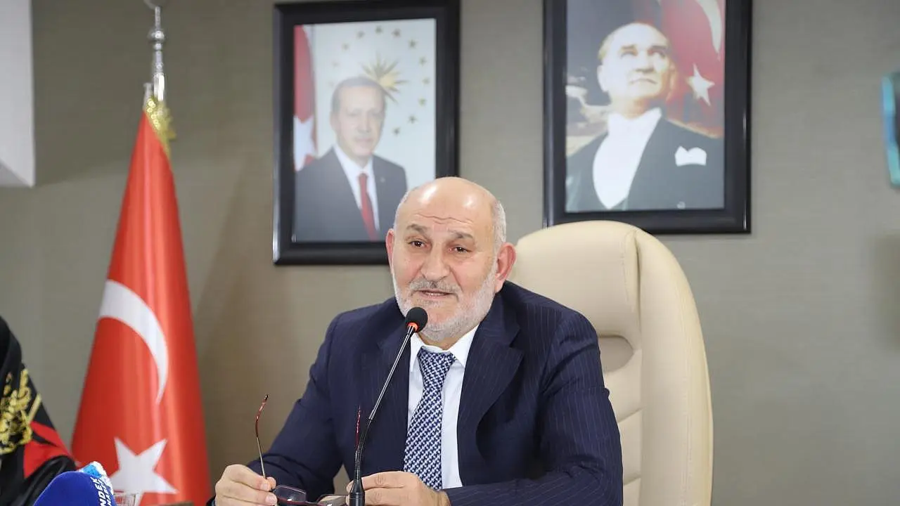 Haber: Topçu ; Püsküllü'nün Hamit Canlı planı tutmadı - Öne Çıkan