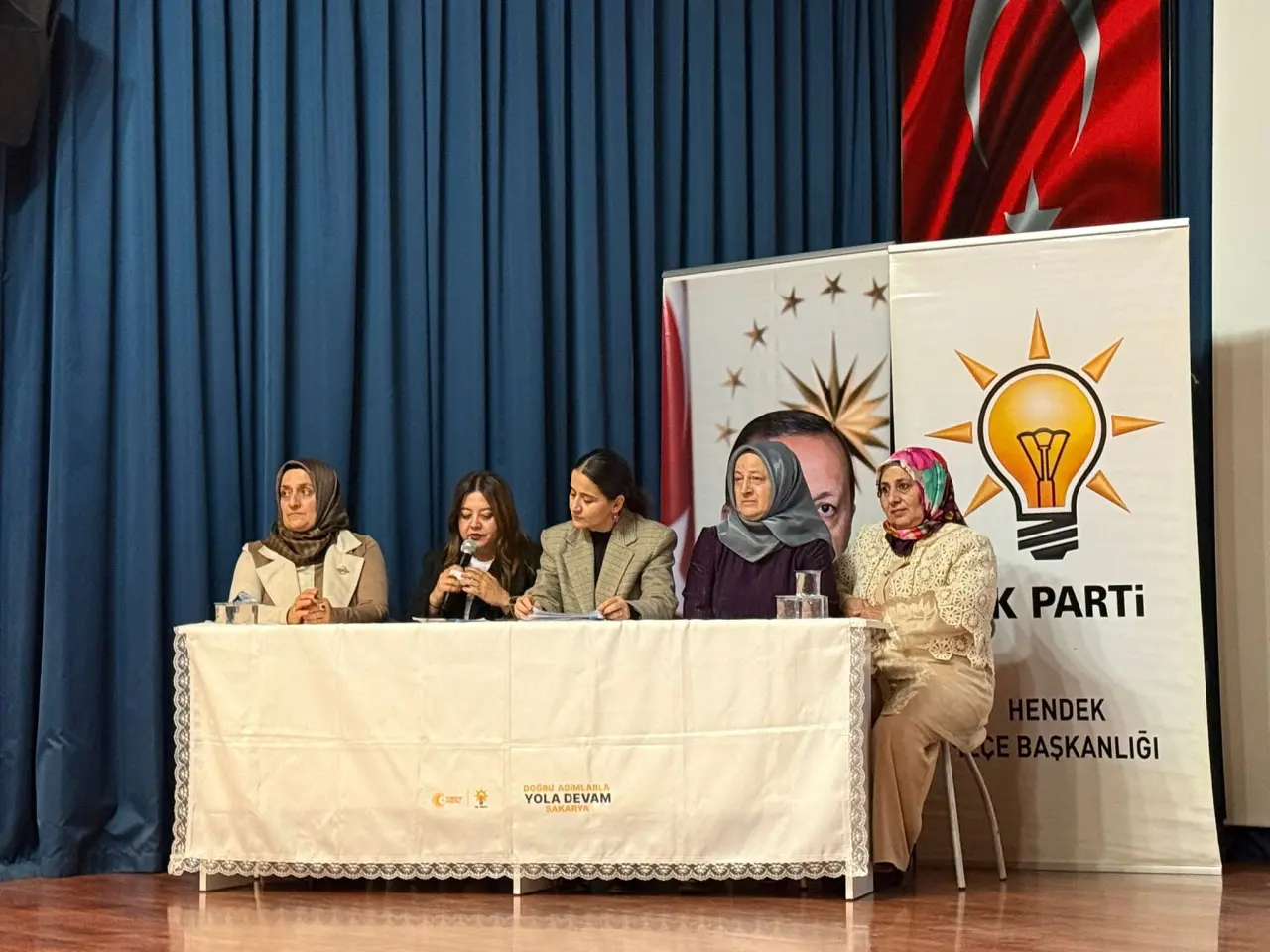 Haber: AK Parti Kadın Kolları Başkanı Sueda Keleş oldu - Galeri-6