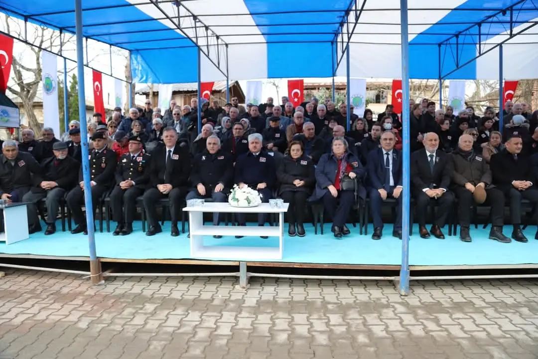 Haber: ALİ GAFFAR OKKAN MEZARI BAŞINDA ANILDI - Galeri-1