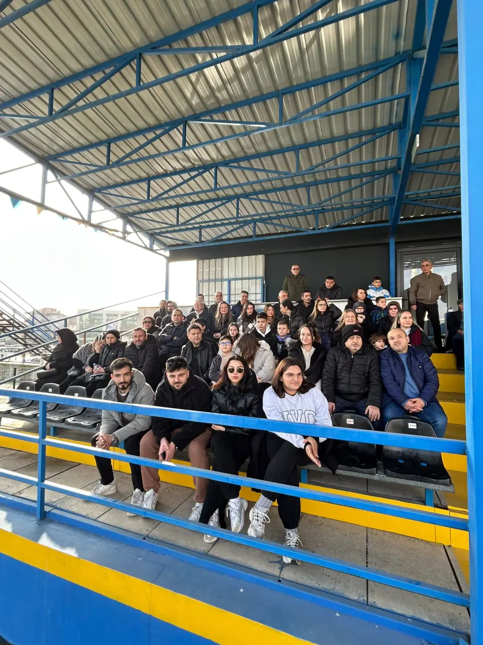 Haber: HENDEKSPOR DOLU DİZGİN - Galeri-1