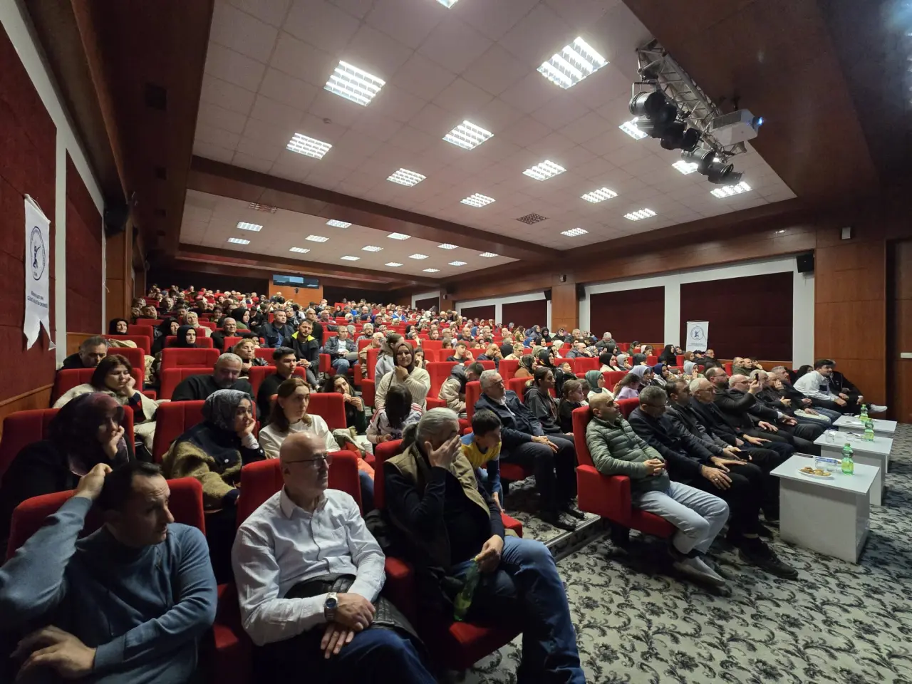 Haber: Hendek Batum Gürcü Kültür Derneği'nin düzenlediği programa yoğun ilgi - Galeri-4
