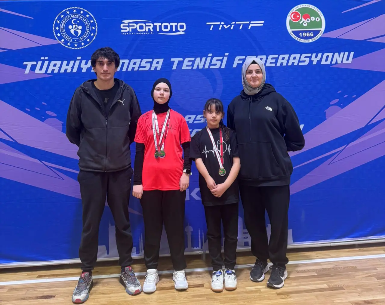 Haber: Olimpik Spor Kulübü Masa tenisinde çifte madalya kazandı - Öne Çıkan