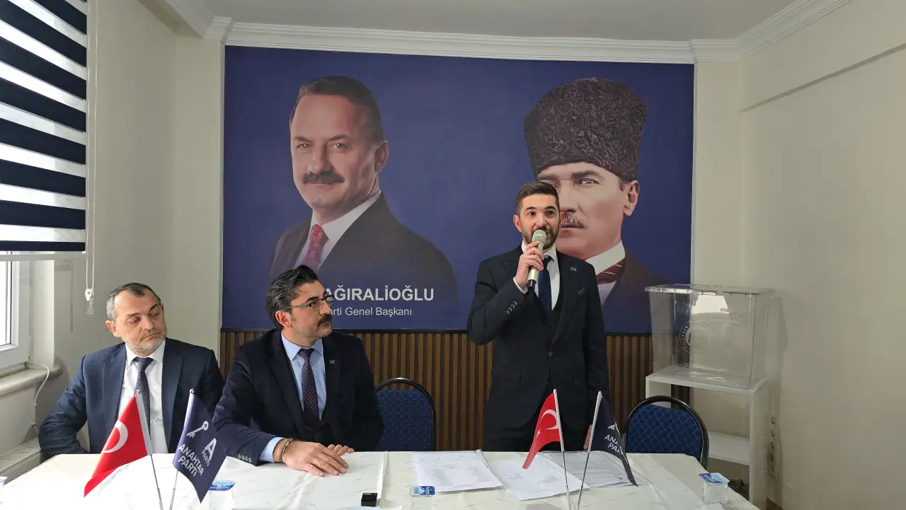 Haber: Anahtar Partisi İlçe Başkanı Albayrakoğlu - Galeri-3