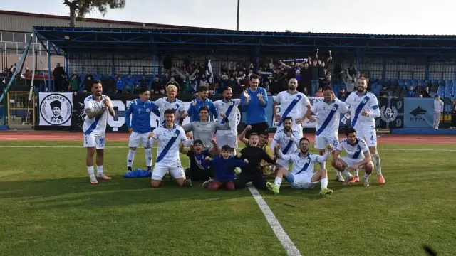 HENDEKSPOR ZİRVEYE OTURDU