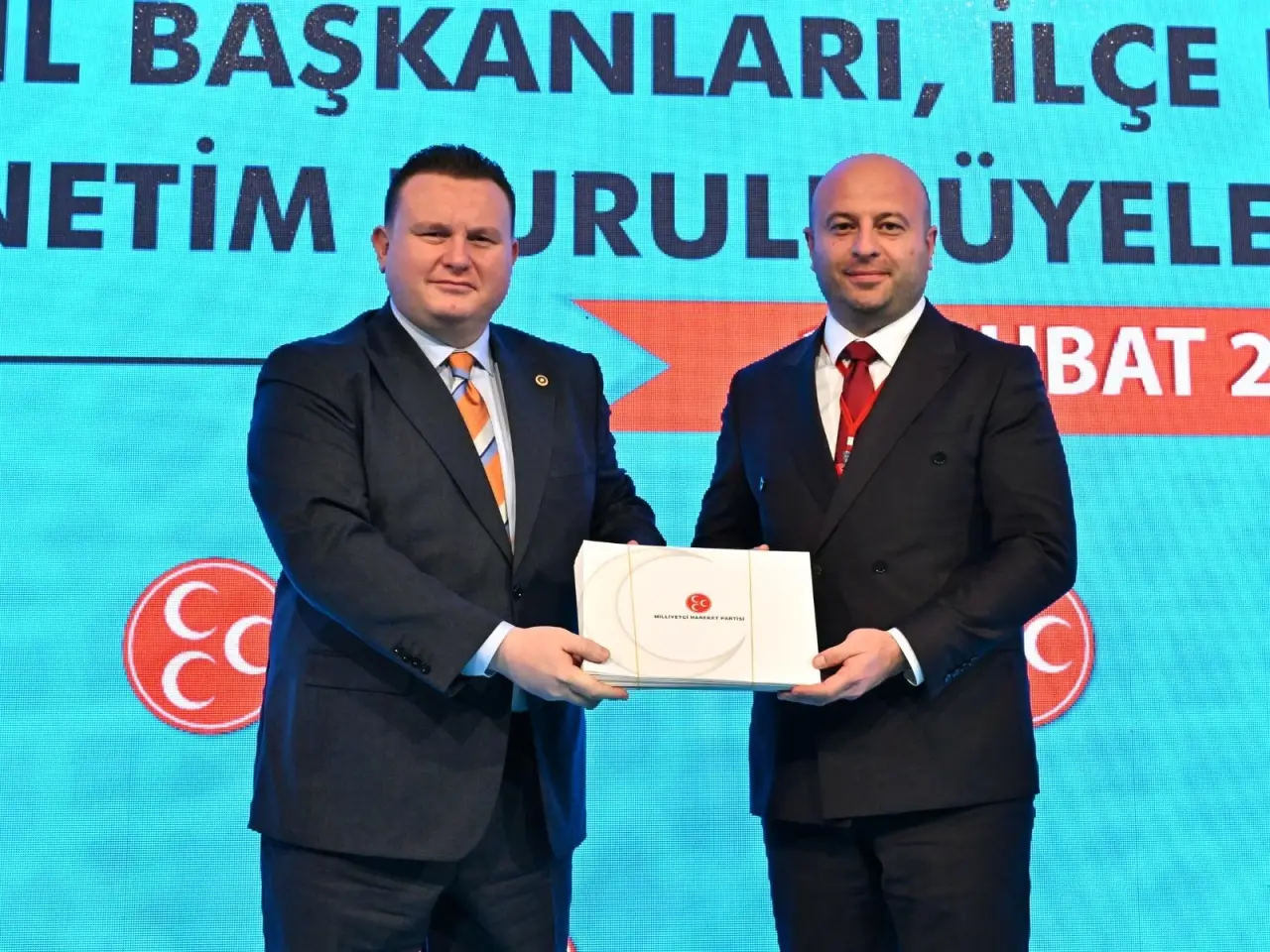 Haber: MHP’LİLER ANKARA'YA EĞİTİME GİTTİ - Galeri-2
