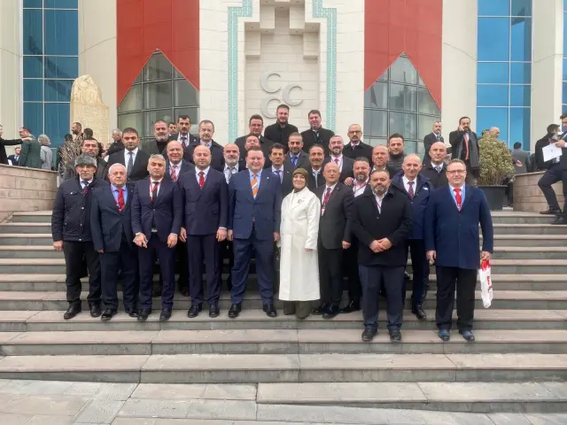 MHP’LİLER ANKARA'YA EĞİTİME GİTTİ