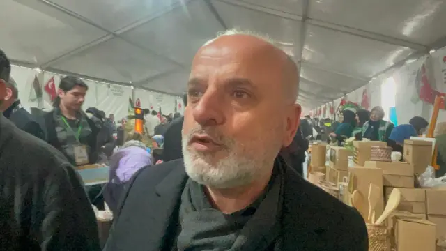 VELİ ERGEN HENDEK'TEN GAZZE'YE GÖNÜL KÖPRÜSÜ KERMESİNİ ZİYARET ETTİ