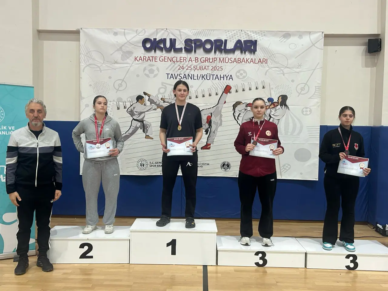 Haber: Hendekli 11 karateci   final biletini kaptı - Galeri-2