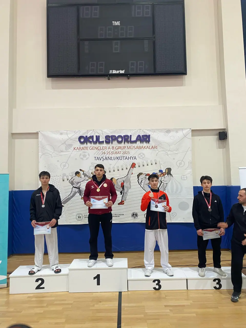 Haber: Hendekli 11 karateci   final biletini kaptı - Galeri-3