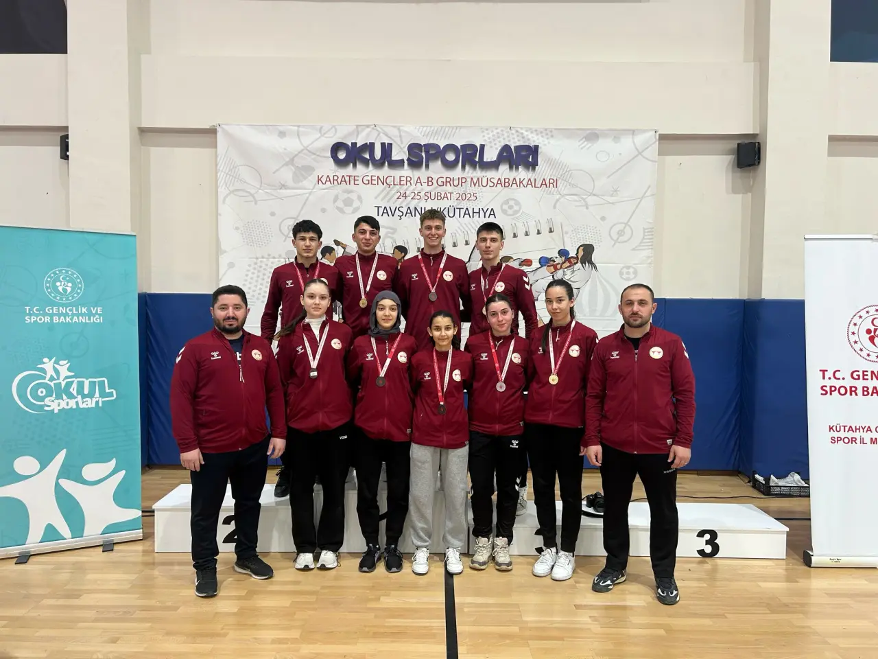 Haber: Hendekli 11 karateci   final biletini kaptı - Öne Çıkan